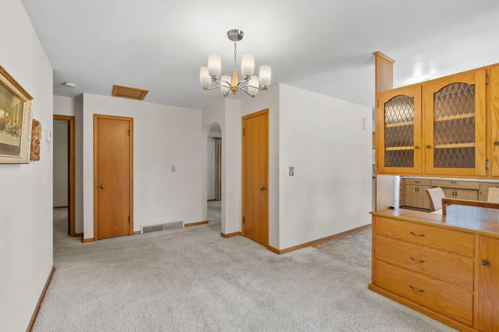 845 Spencer Street S Shakopee, MN 55379