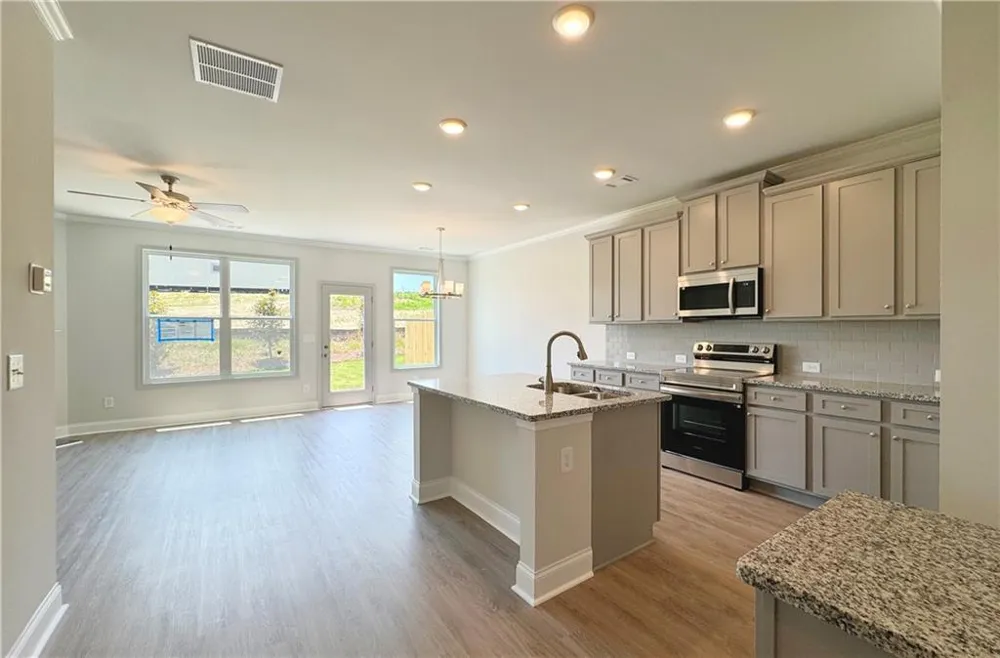 3853 Billabong Trail #113 Gainesville, GA 30506