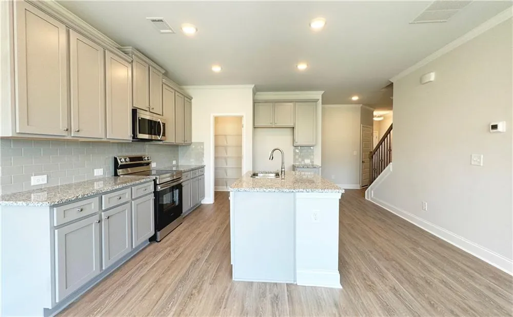 3853 Billabong Trail #113 Gainesville, GA 30506