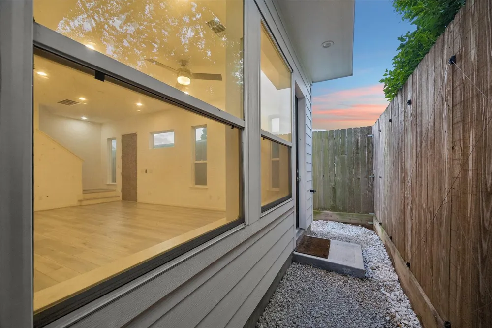 1524 Ojeman Road #D Houston, TX 77055