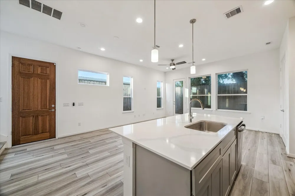 1524 Ojeman Road #D Houston, TX 77055