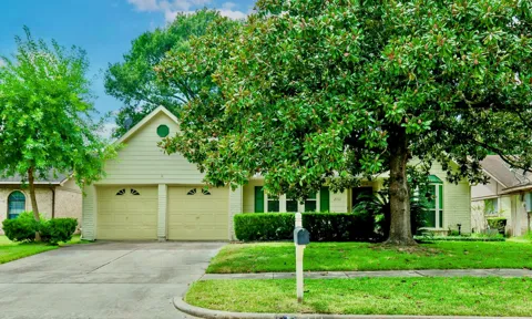 2711 Quail Valley East Drive