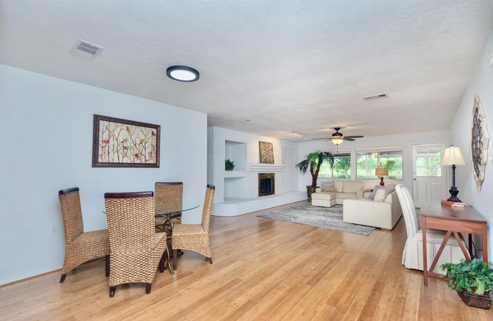 2711 Quail Valley East Drive Missouri City, TX 77489