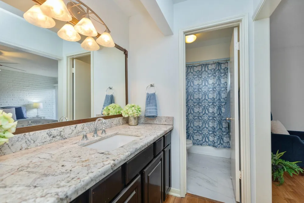2711 Quail Valley East Drive Missouri City, TX 77489