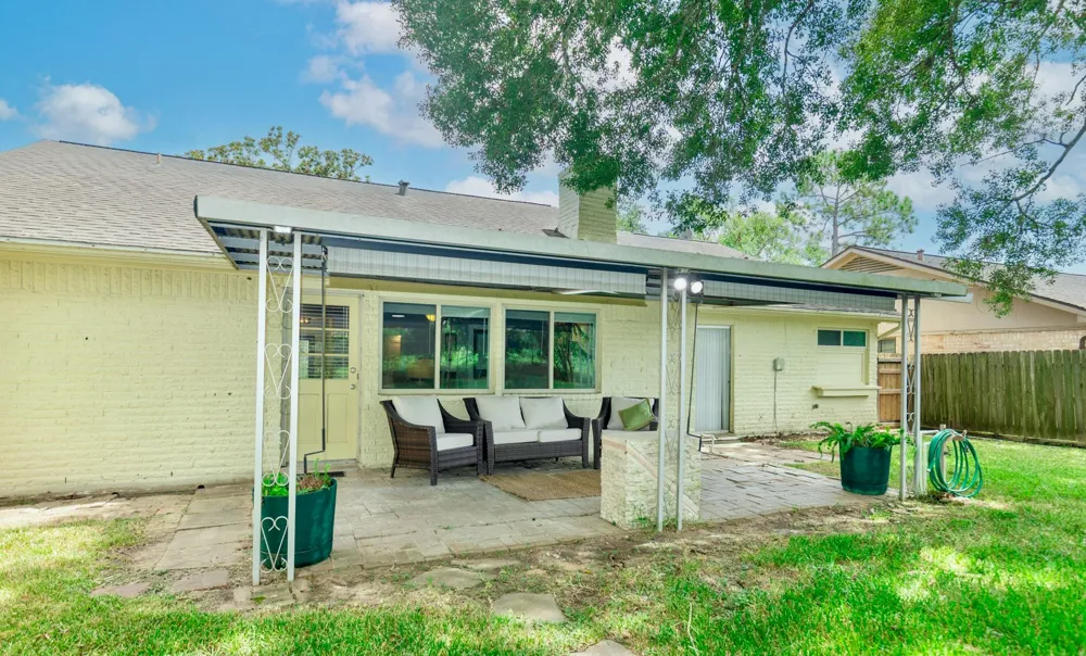 2711 Quail Valley East Drive Missouri City, TX 77489
