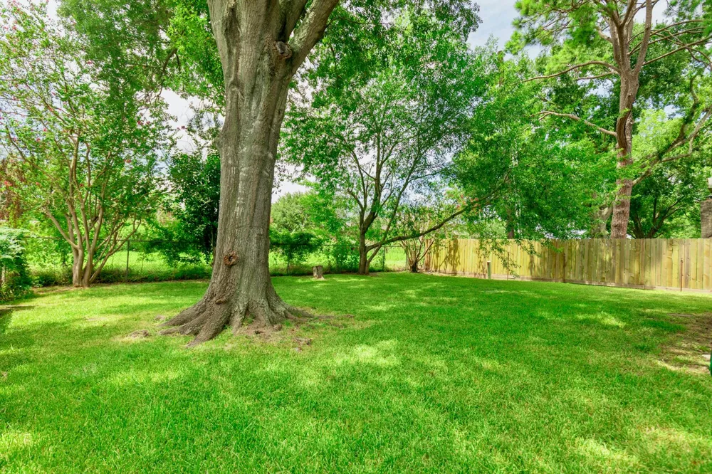 2711 Quail Valley East Drive Missouri City, TX 77489