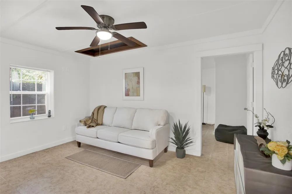 3204 Hoover Street La Marque, TX 77568