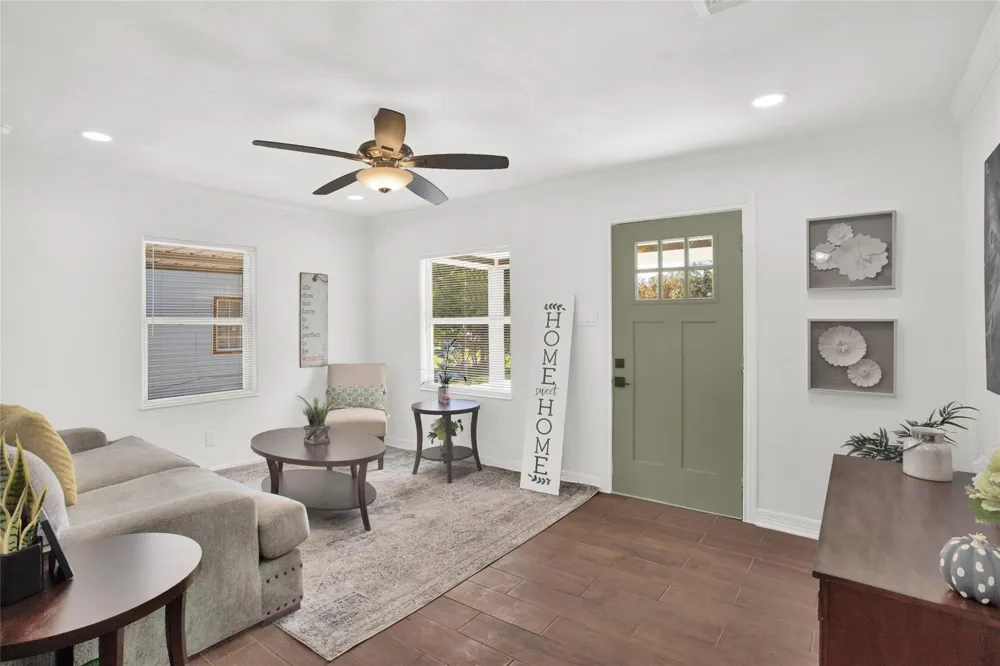 3204 Hoover Street La Marque, TX 77568