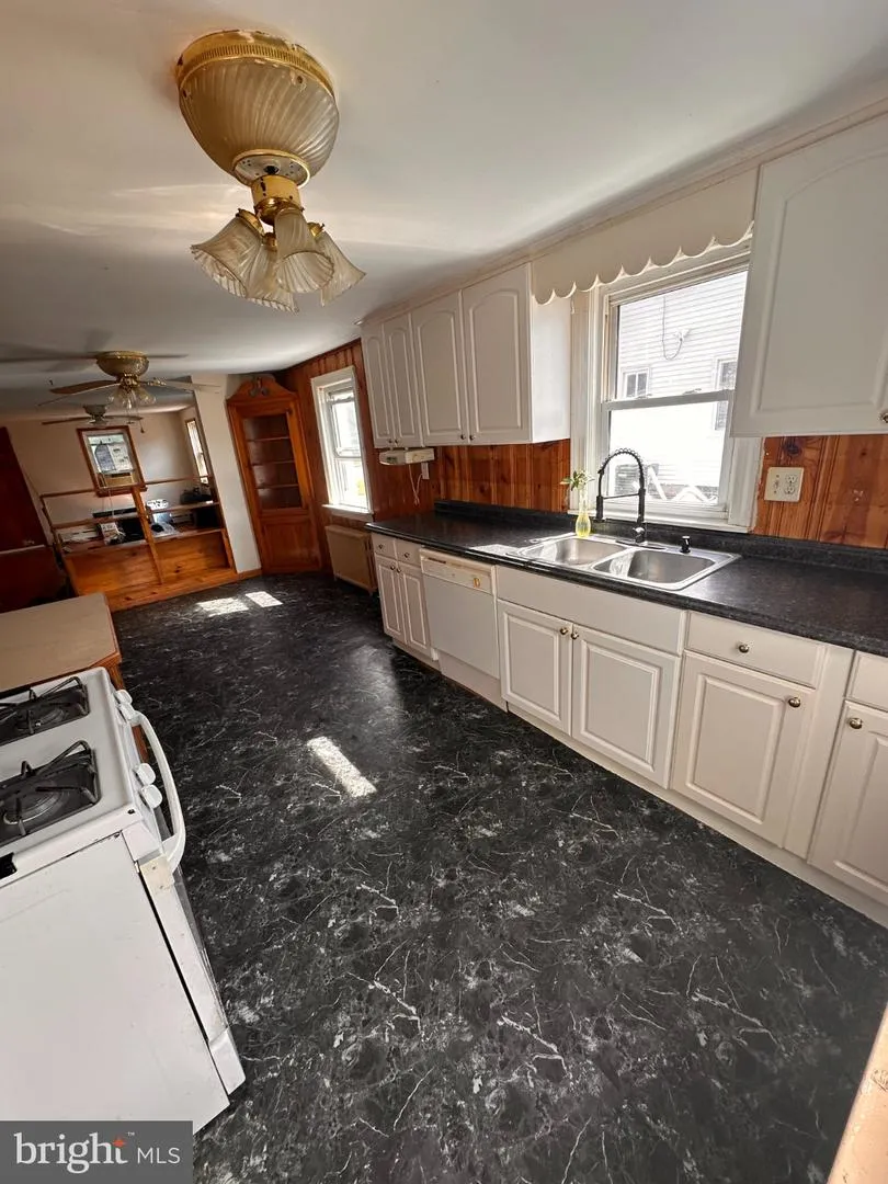 338 FAIR AVENUE Westminster, MD 21157