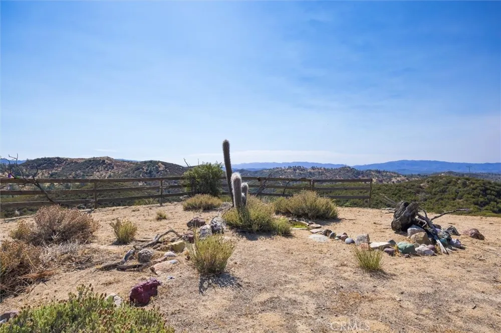 3395 Parkhill Road Santa Margarita, CA 93453
