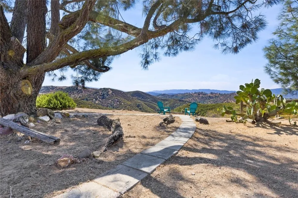 3395 Parkhill Road Santa Margarita, CA 93453