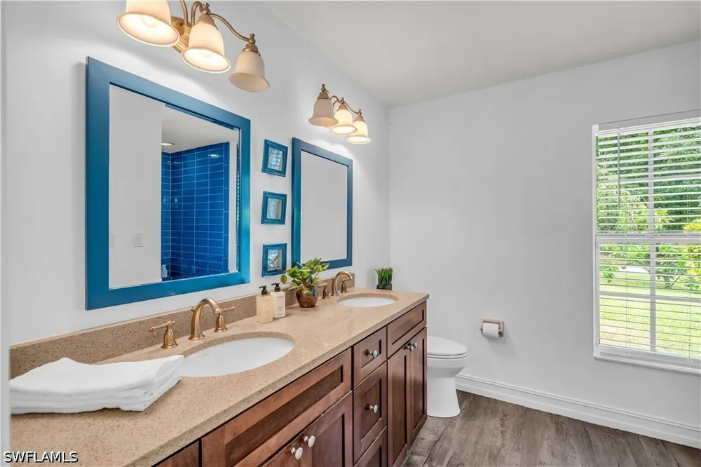 Golden Oaks Lane Naples, FL 34119