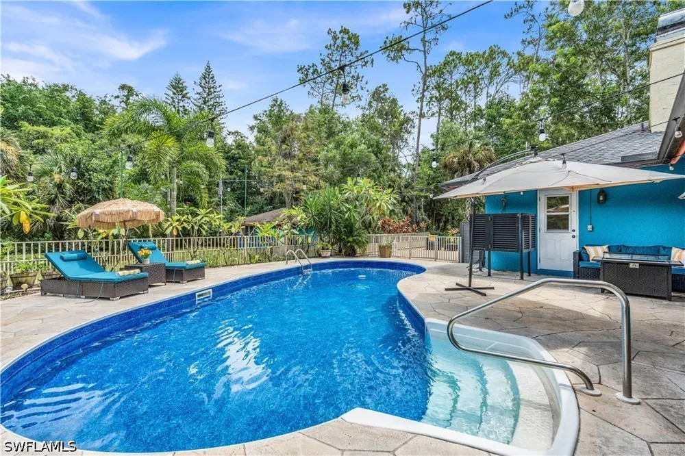 Golden Oaks Lane Naples, FL 34119