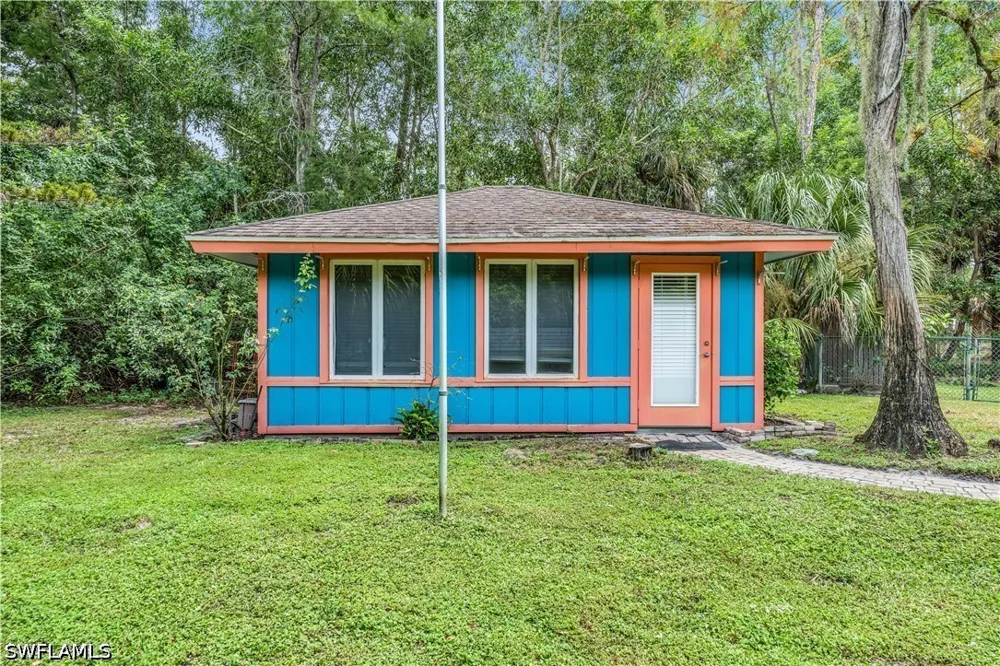 Golden Oaks Lane Naples, FL 34119