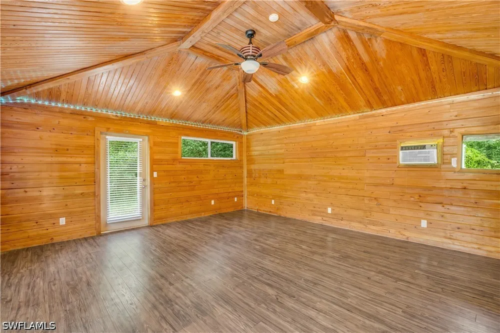 Golden Oaks Lane Naples, FL 34119