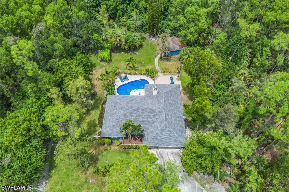 Golden Oaks Lane Naples, FL 34119