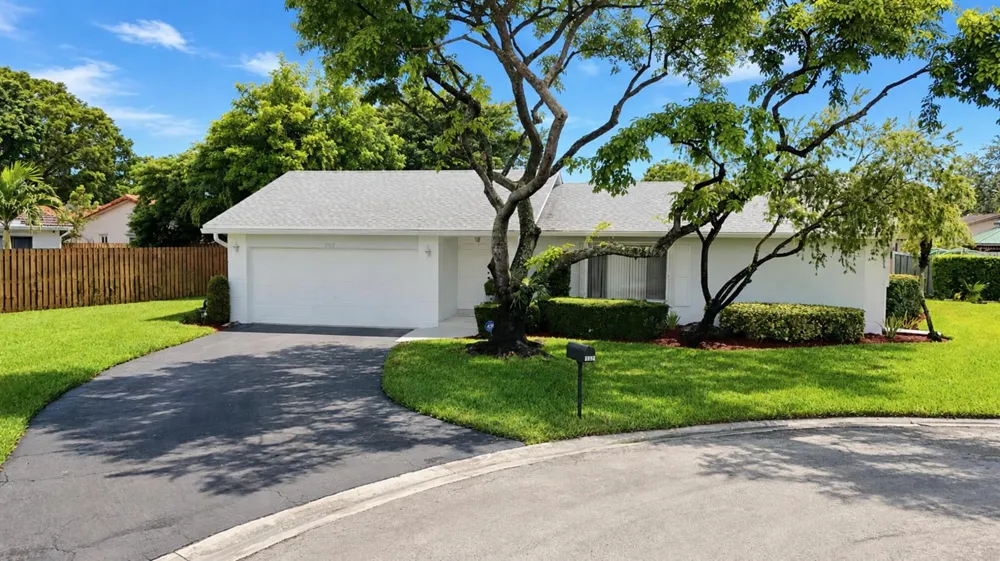 2602 NW 98TH TERRACE Coral Springs, FL 33065