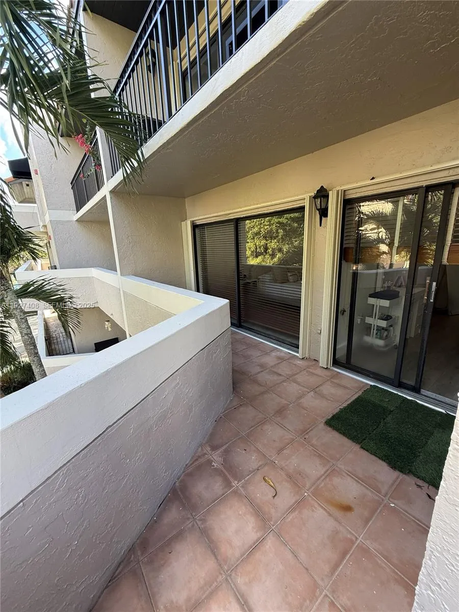 9001 SW 94th St #208 Miami, FL 33176