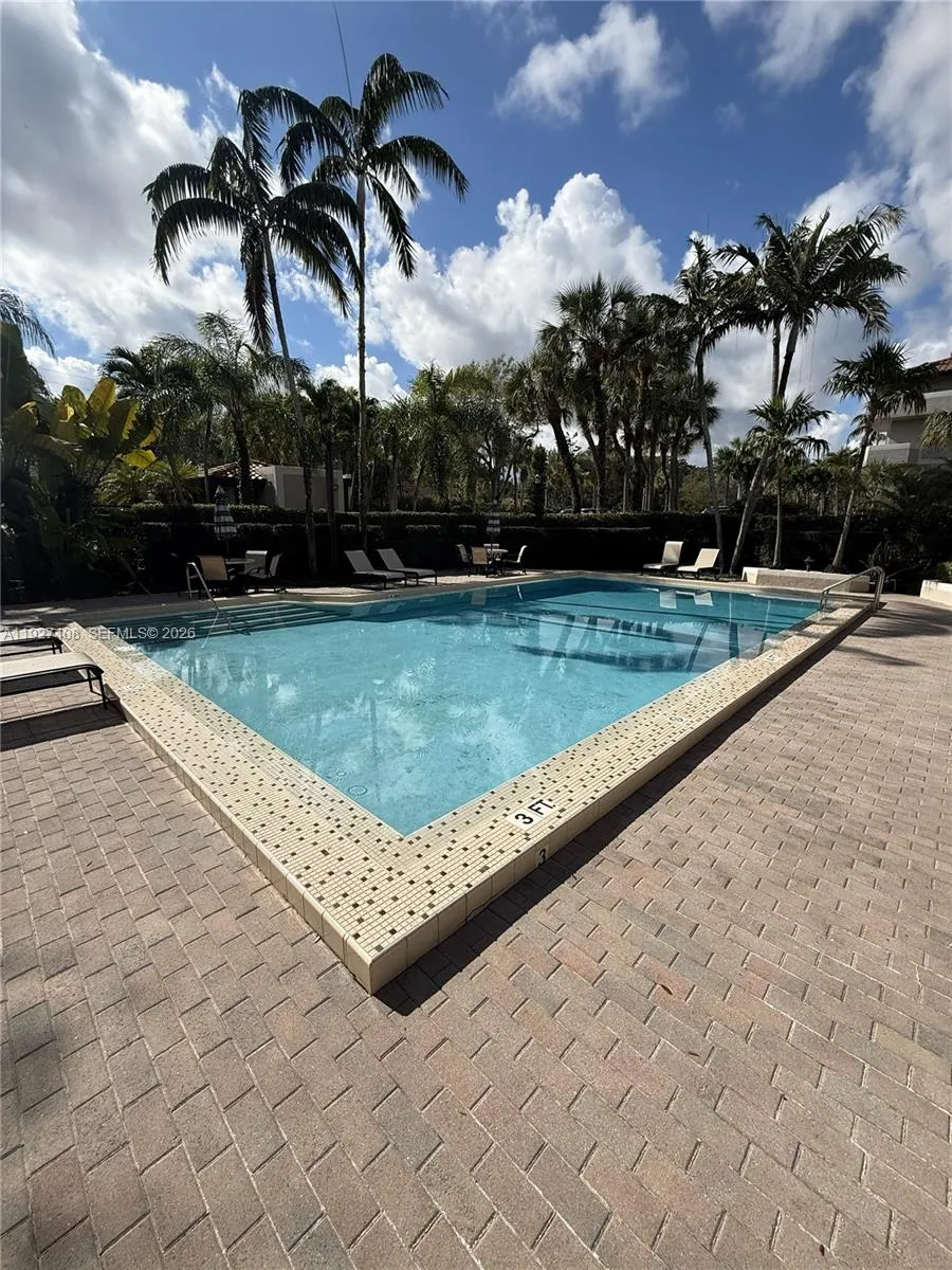 9001 SW 94th St #208 Miami, FL 33176