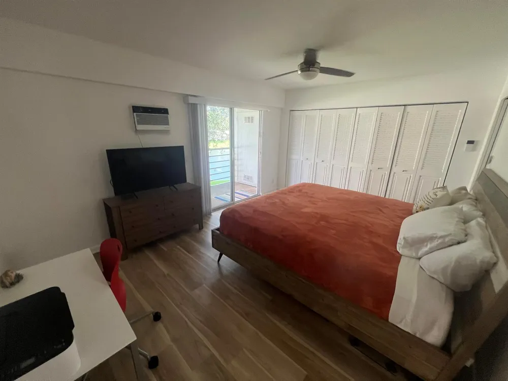 79 Dorset B Boca Raton, FL 33434