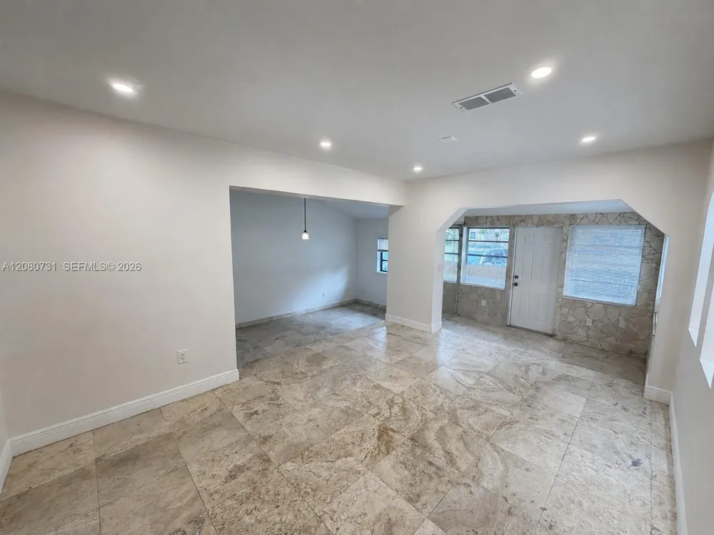 1820 Coolidge St Hollywood, FL 33020