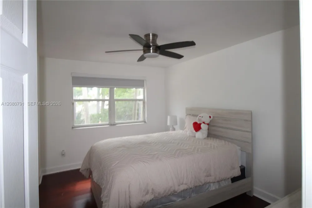 21340 SW 94th Ave Cutler Bay, FL 33189