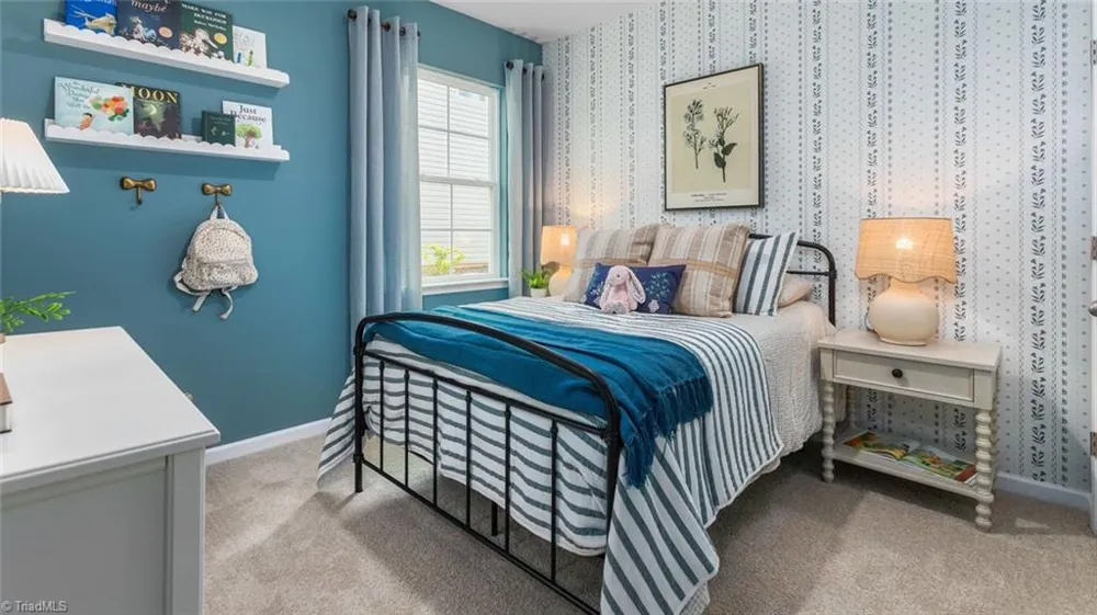 2704 Luxborough Lane Mebane, NC 27302