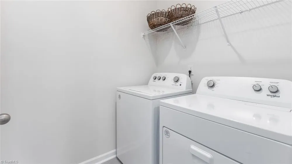2704 Luxborough Lane Mebane, NC 27302