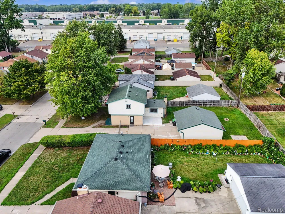 13531 Marvin Street Taylor City, MI 48180