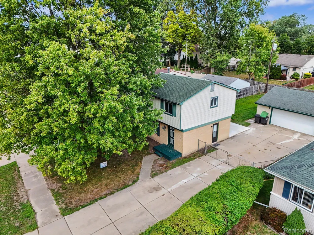 13531 Marvin Street Taylor City, MI 48180
