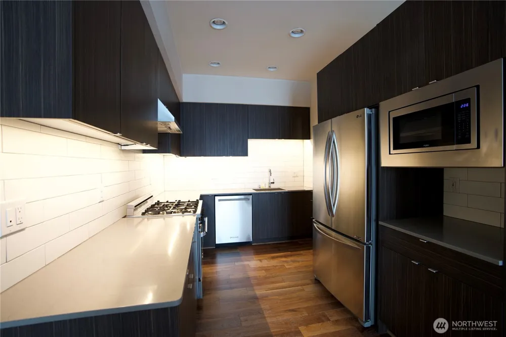 4255 SW Charleston Street Seattle, WA 98116
