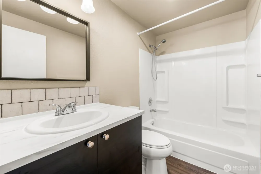 17624 1st Avenue S #A302 Burien, WA 98148