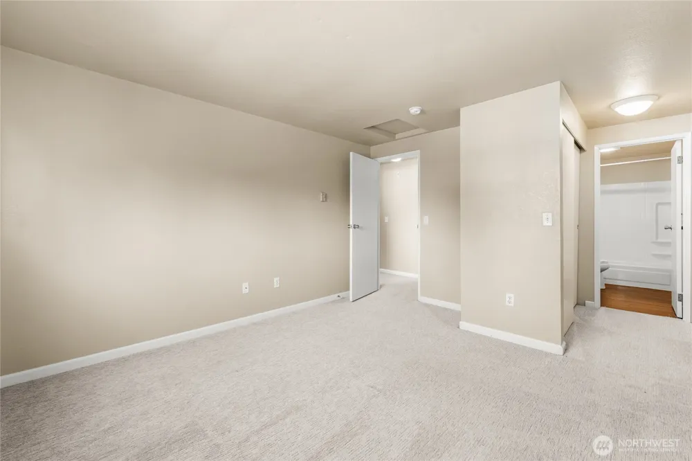 17624 1st Avenue S #A302 Burien, WA 98148