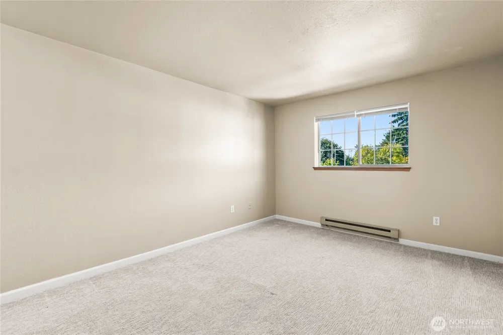17624 1st Avenue S #A302 Burien, WA 98148