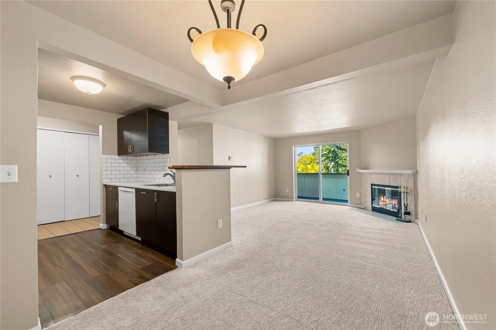 17624 1st Avenue S #A302 Burien, WA 98148