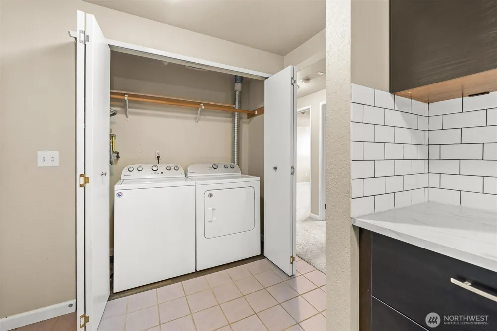 17624 1st Avenue S #A302 Burien, WA 98148