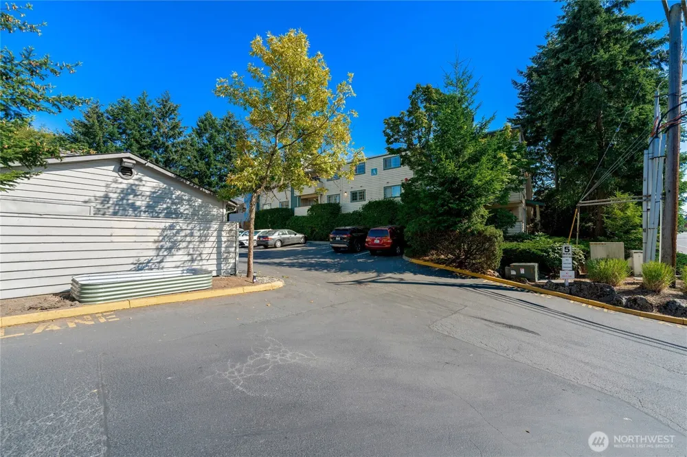 17624 1st Avenue S #A302 Burien, WA 98148