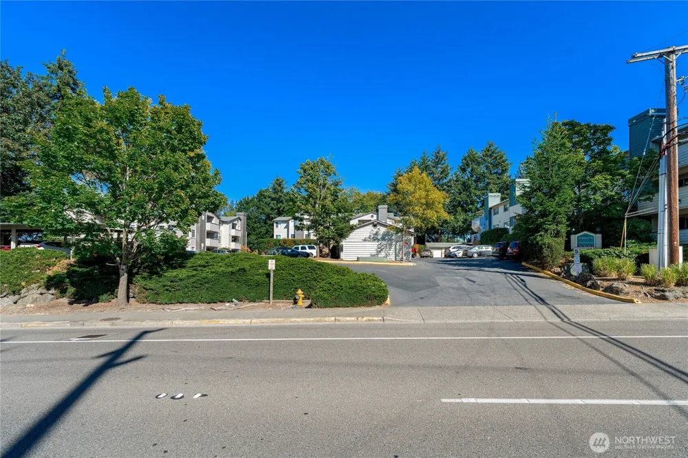 17624 1st Avenue S #A302 Burien, WA 98148