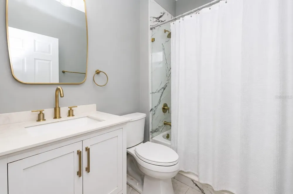 2711 PATRICIAN CIRCLE Kissimmee, FL 34746