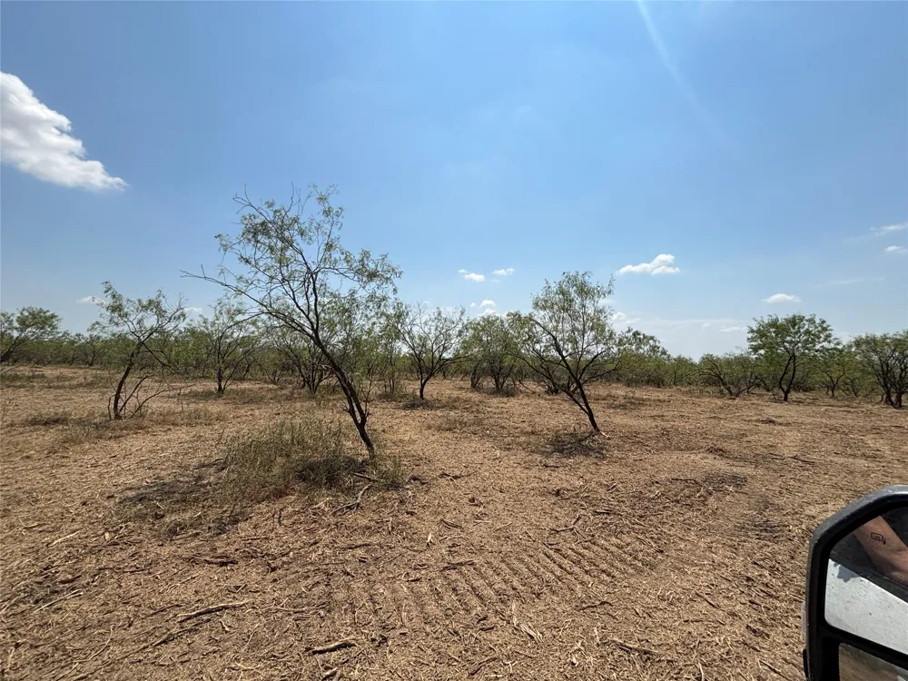 10 County Road 413 Thorndale, TX 76577