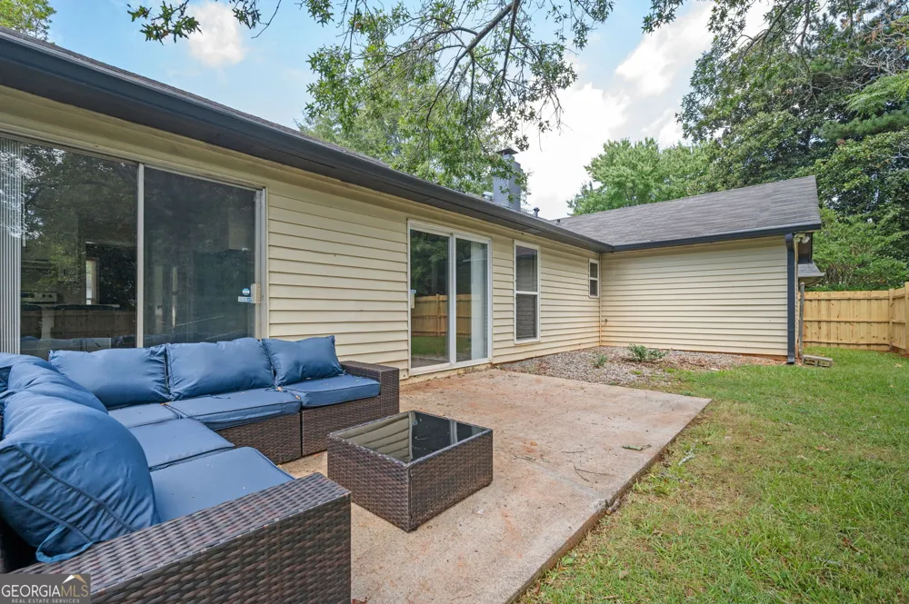1130 Mannbrook DR Stone Mountain, GA 30083