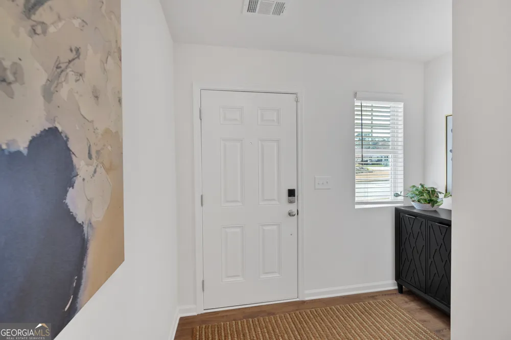 107 Village Green DR Adairsville, GA 30103