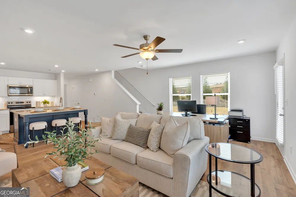 107 Village Green DR Adairsville, GA 30103