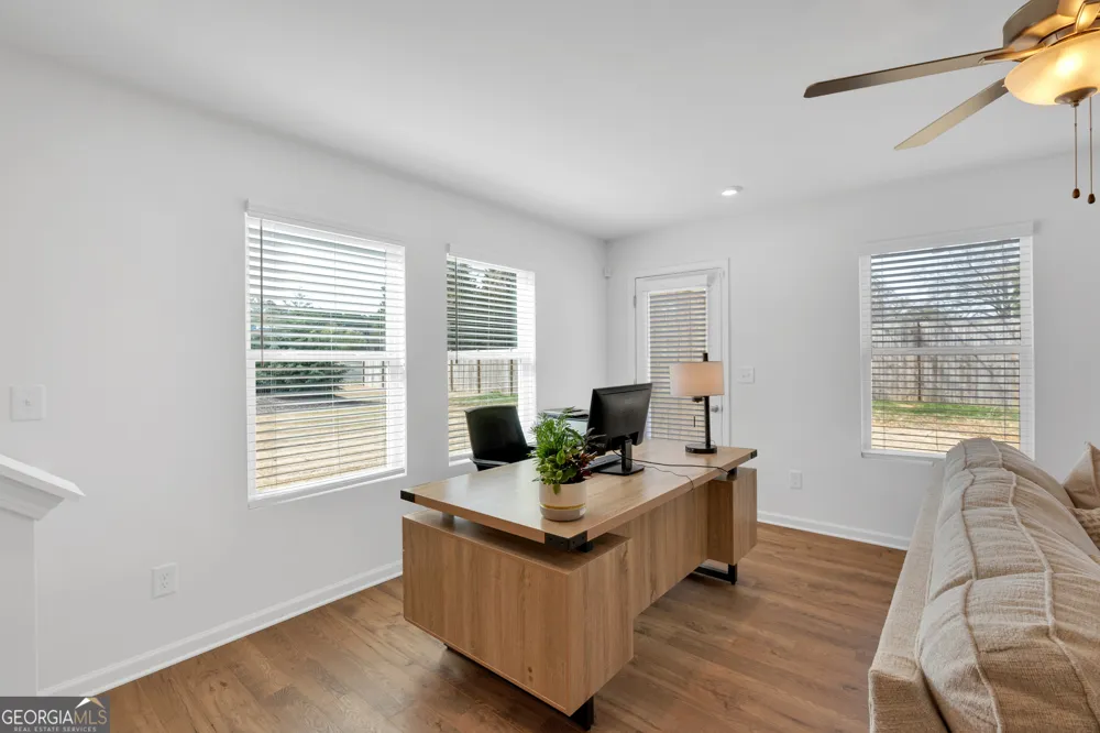 107 Village Green DR Adairsville, GA 30103