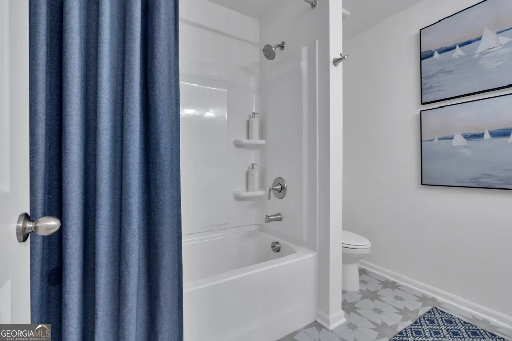 107 Village Green DR Adairsville, GA 30103