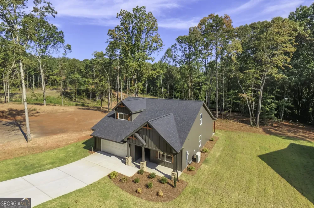 73 Hazel LN Bremen, GA 30110