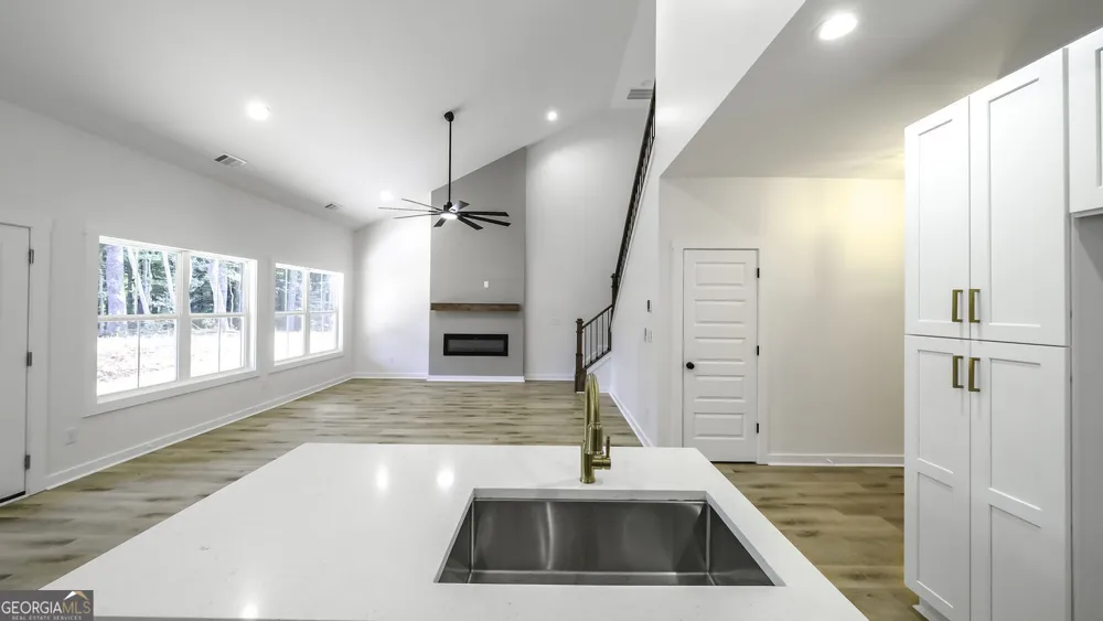 73 Hazel LN Bremen, GA 30110