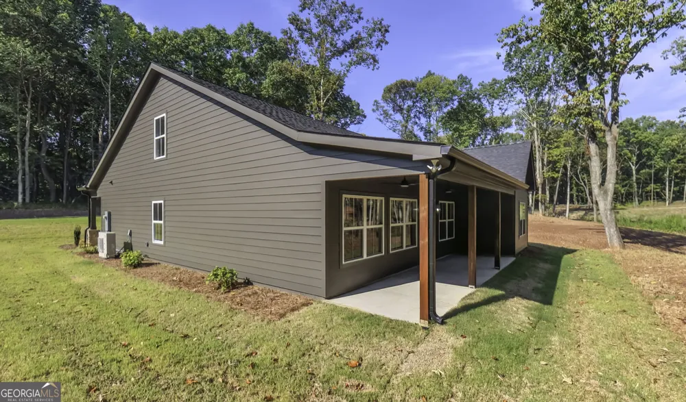 73 Hazel LN Bremen, GA 30110