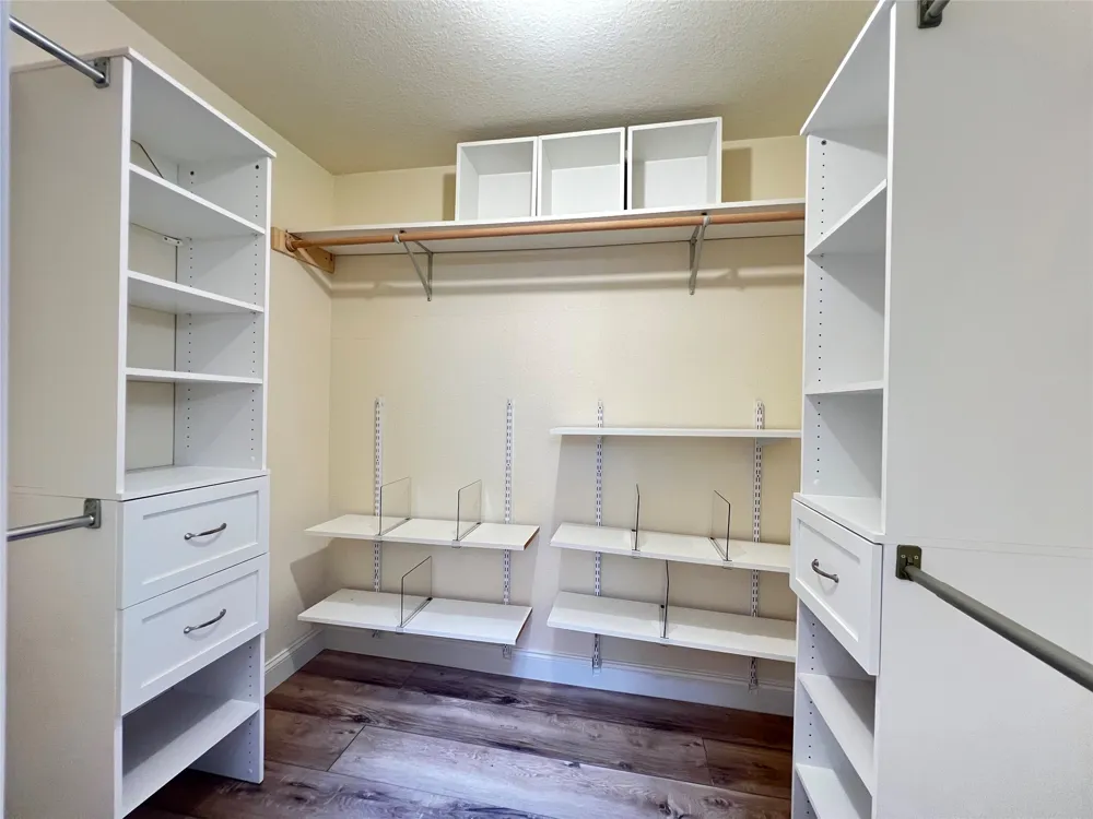 6816 Sweetwater Drive Plano, TX 75023