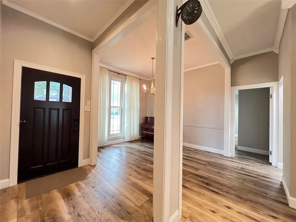6816 Sweetwater Drive Plano, TX 75023